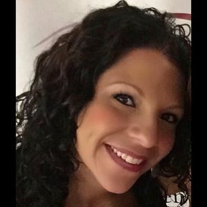 Meet your Posher, Stacy